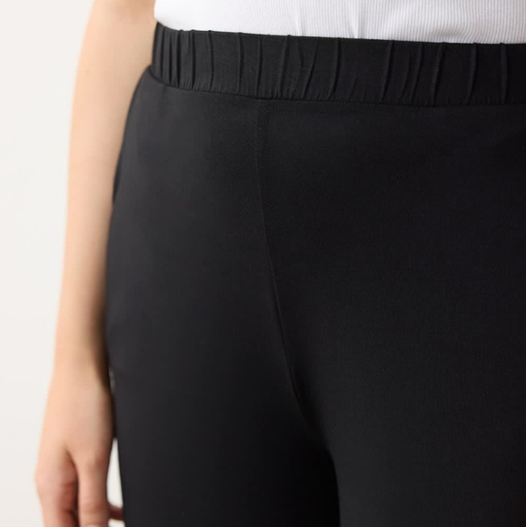 Stylish Black Wide-Leg Pants - Picture 7 of 8